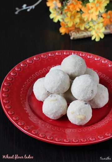 Atta ladoo recipe | Wheat flour laddu recipe | How to make atta ladoo