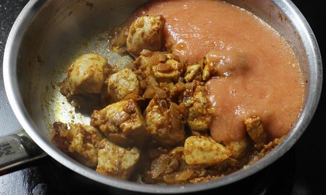 Kadai Chicken Recipe   Chicken Karahi   Swasthi s Recipes - 29
