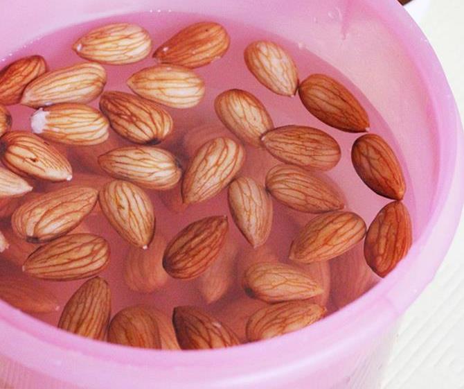 soak almonds to make almond yogurt