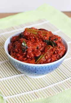 drumstick pickle, mullakaya pachadi