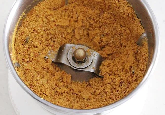 storing in a airtight jar for spice powder recipe