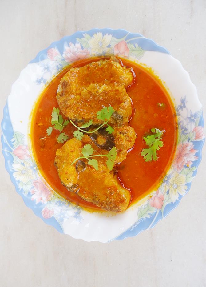 Fish Pulusu Recipe Swasthi S Recipes