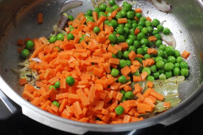 veggies for paneer pulao oppskrift