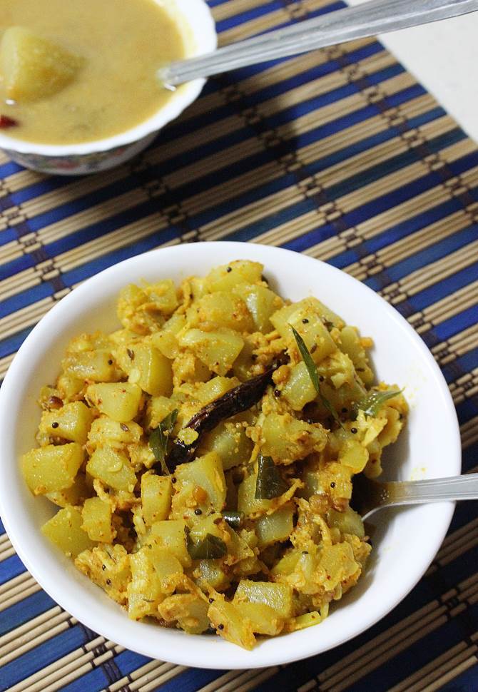 Bottle gourd curry recipe | sorakkai poriyal | bottle gourd recipes