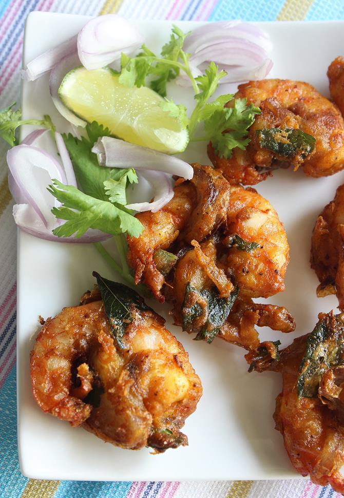 Shrimp Pakora (Shrimp Fritters, Prawn Pakora) - Swasthi's Recipes