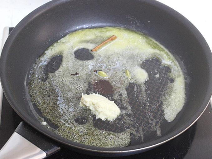 frying ginger garlic paste