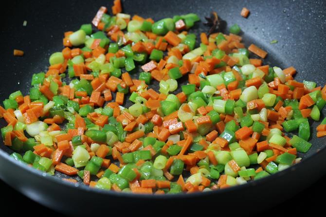 How To Make Fried Rice With Chicken