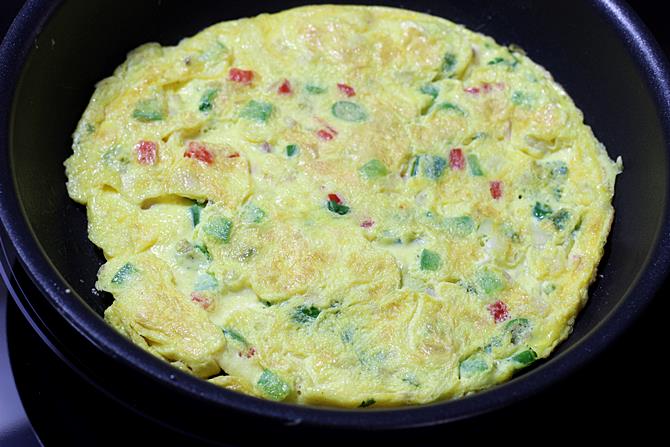 Omelette Recipe How To Make Omelette 6 Egg Omelet Recipes