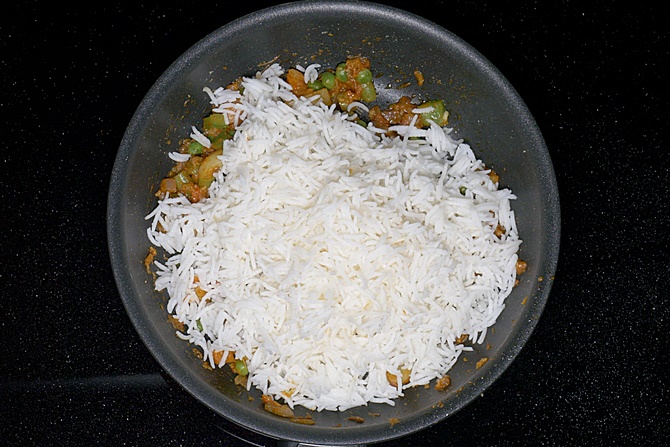 Tawa Pulao Recipe By Swasthi s Recipes - 16