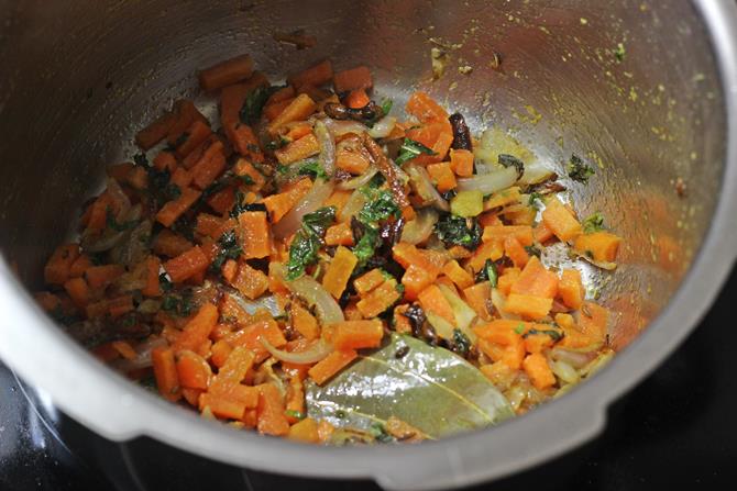 sauteing carrots mint