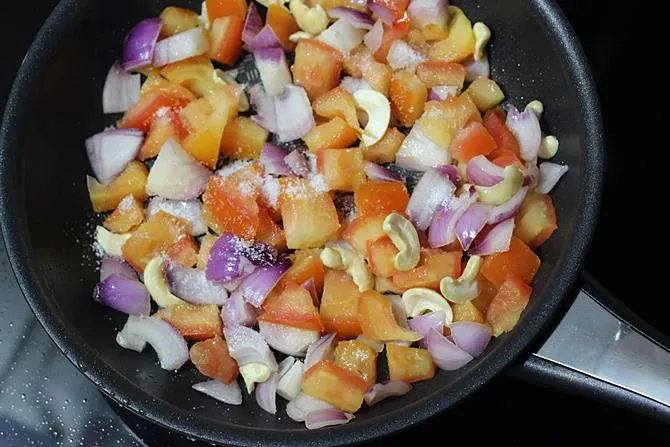 sauteing onions tomatoes