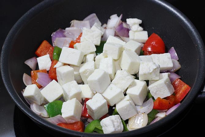 Kadai Paneer Recipe  Dry   Gravy    Swasthi s Recipes - 27