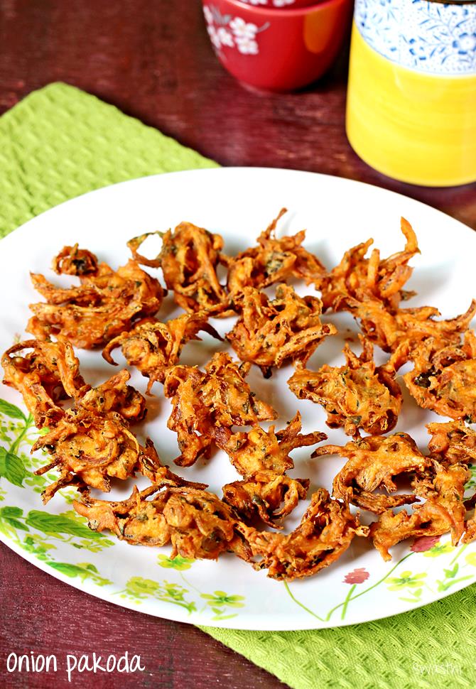 Pakodi recipe | Onion pakora recipe | South Indian style onion pakoda