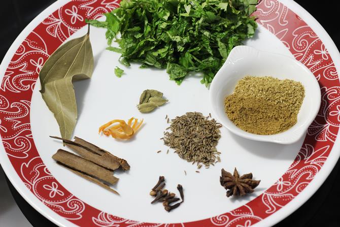 spices-for-tomato-biryani-recipe