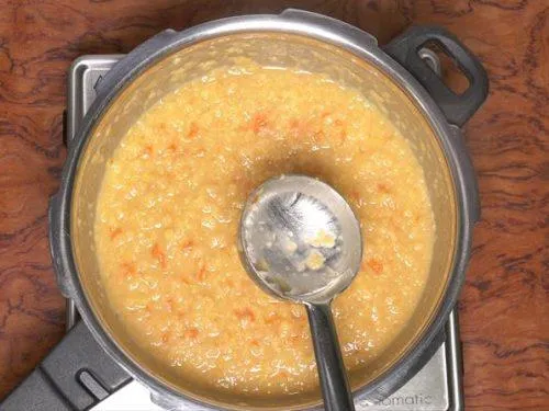 mashing masoor dal before tempering