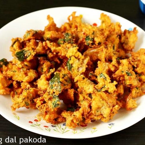 Moong dal pakoda (Moong dal bhajiya) - Swasthi's Recipes