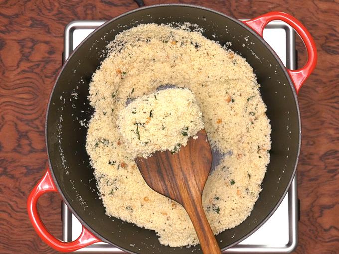 sémola tostada para rava idli