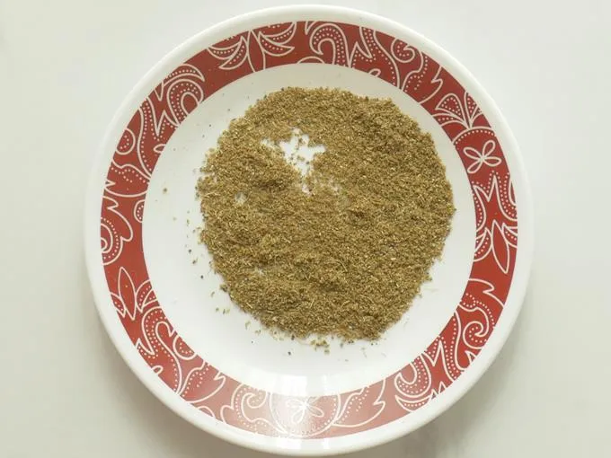 powdered spices in blender for mushroom biryani
