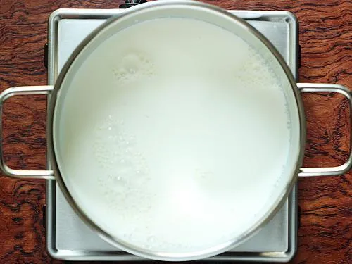 boiling full fat milk