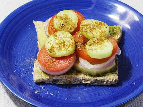 making veg bombay sandwich