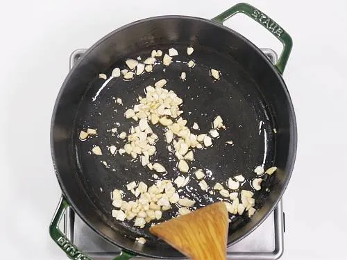 frying cashews in ghee