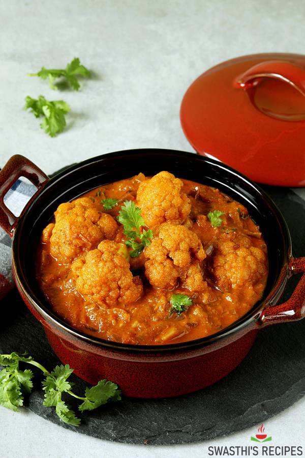 Cauliflower curry recipe (Indian style) - Swasthi's Recipes