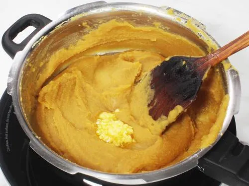 adding ghee to puran