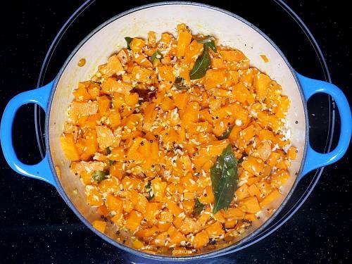 Carrot poriyal recipe  Tamilnadu style carrot stir fry    Swasthi s Recipes - 23