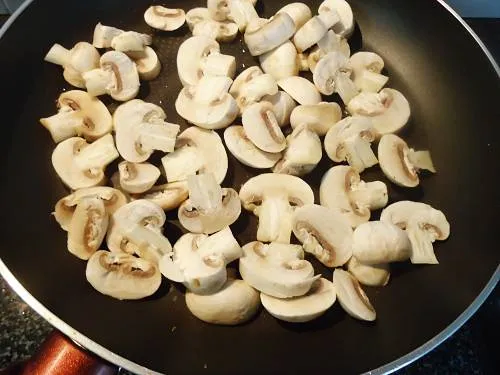 saute mushrooms in oil to make curry