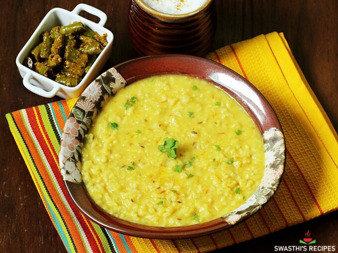 Khichdi Recipe With Moong Dal - Swasthi's Recipes