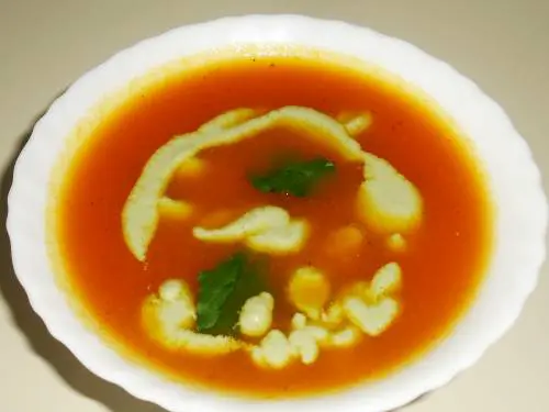 https://www.indianhealthyrecipes.com/wp-content/uploads/2021/02/tomato-basil-soup.jpg.webp