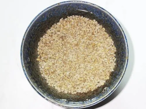 soaking barley to reduce phytic acid