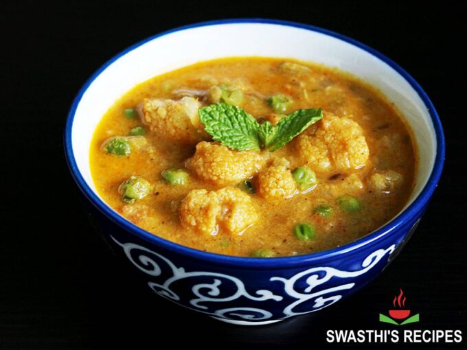 Cauliflower Kurma Recipe (Cauliflower Korma) Swasthi's Recipes