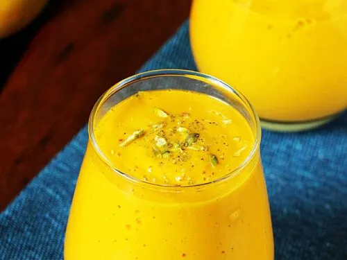 mango lassi