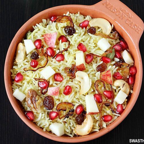 Kashmiri Pulao Fruit Nut Pilaf Swasthi S Recipes