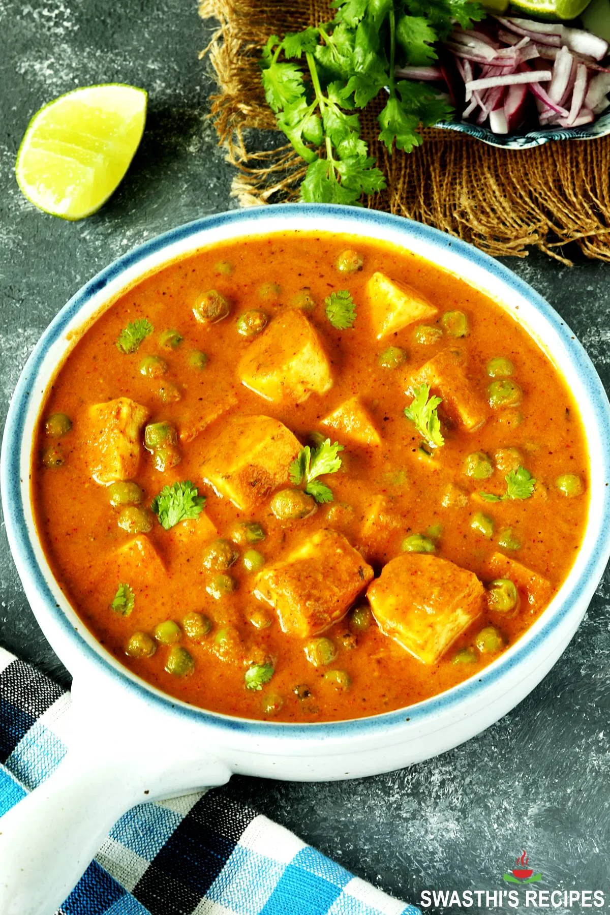 matar paneer