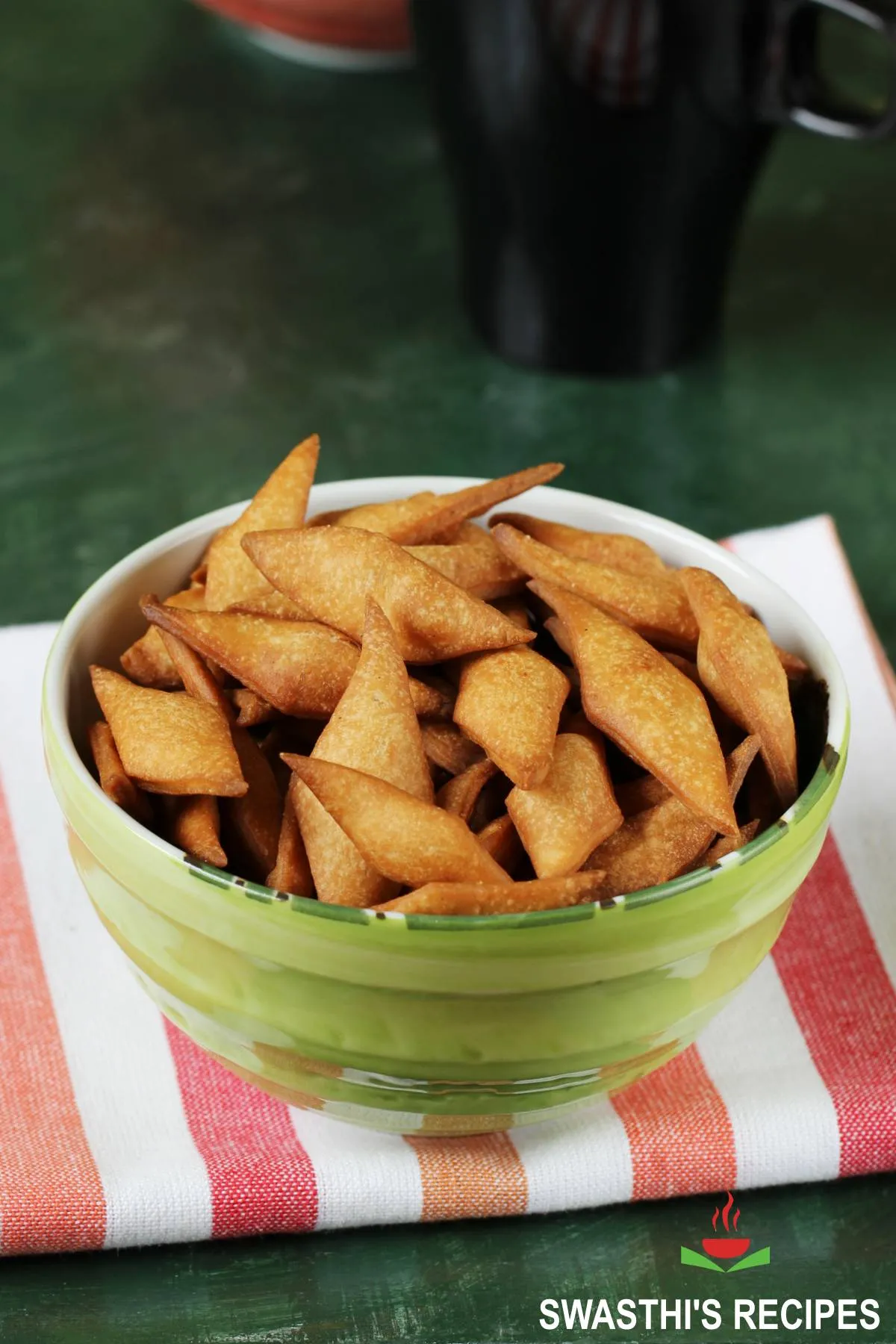 Shankarpali made with flour, ghee and sugar