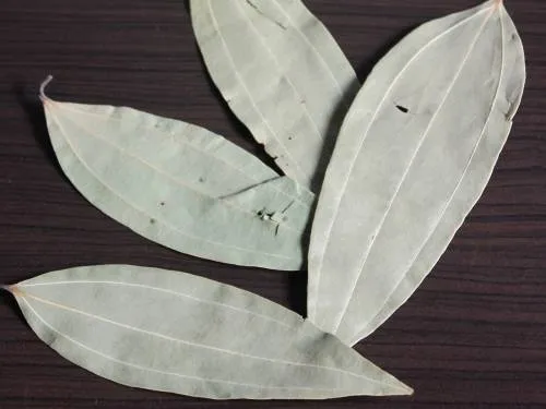 bay leaves