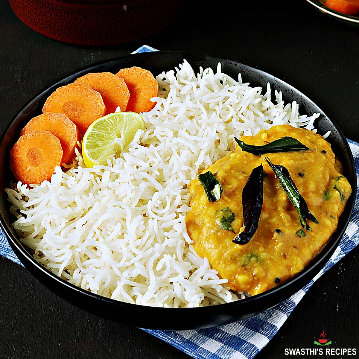 https://www.indianhealthyrecipes.com/wp-content/uploads/2022/03/instant-pot-dal-rice-recipe.jpg