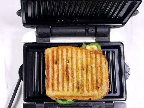 4 Amazing Sandwich Toaster Hacks, Recipes in just 2 Minutes in Sandwich  Maker