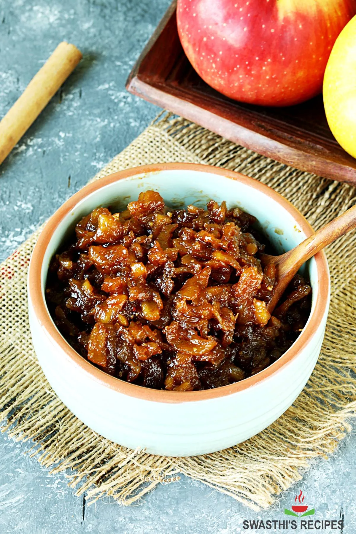 apple chutney made with apples, spices and vinegar