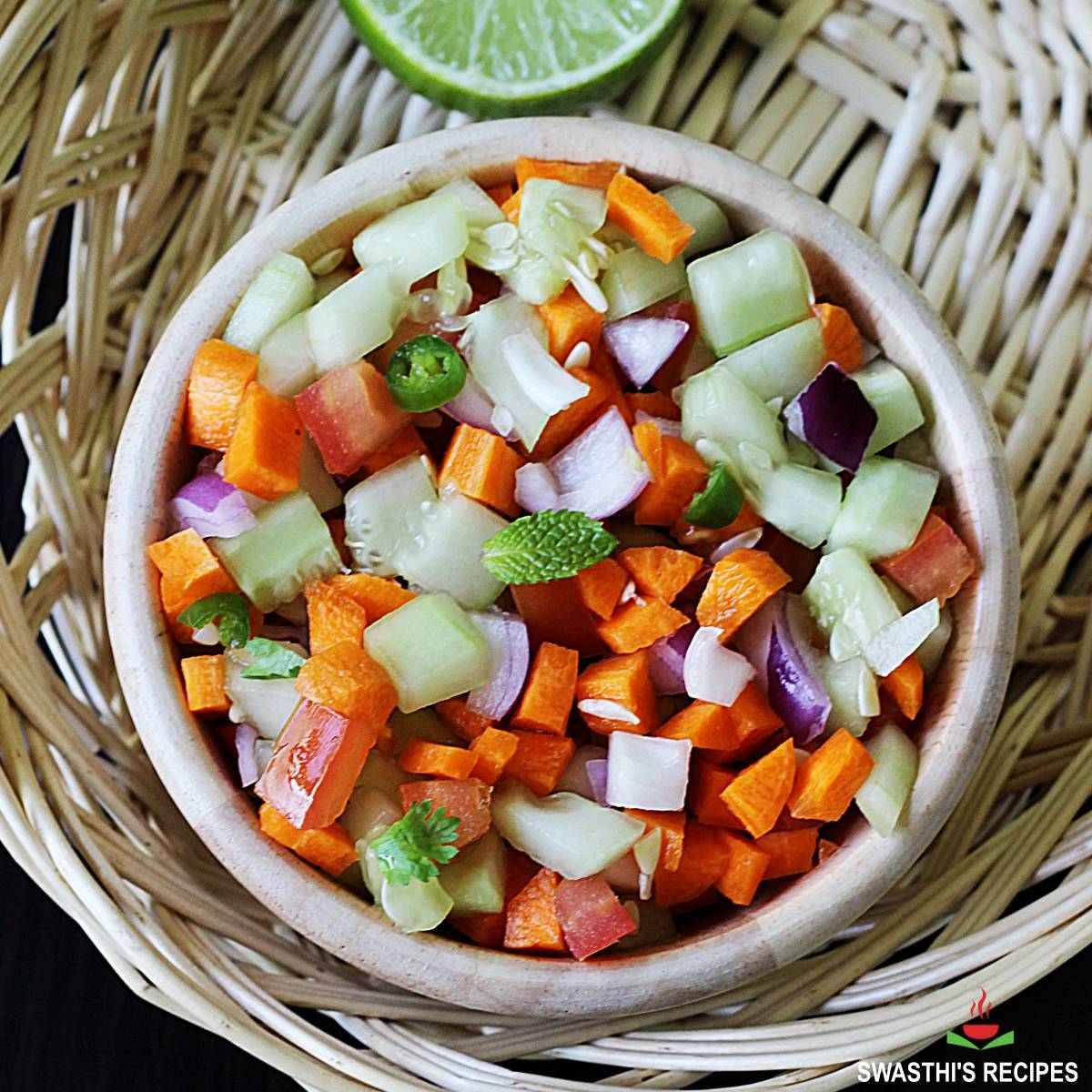 10 deliciously easy make-at-home salad bowls