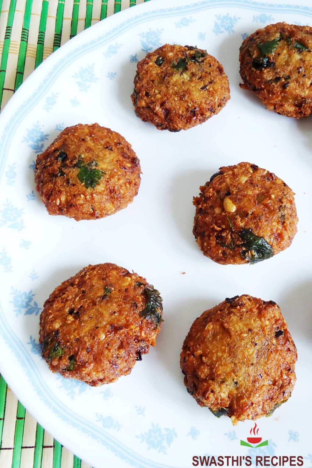 Alasanda Vada | Black Eyed Pea Fritters - Swasthi's Recipes