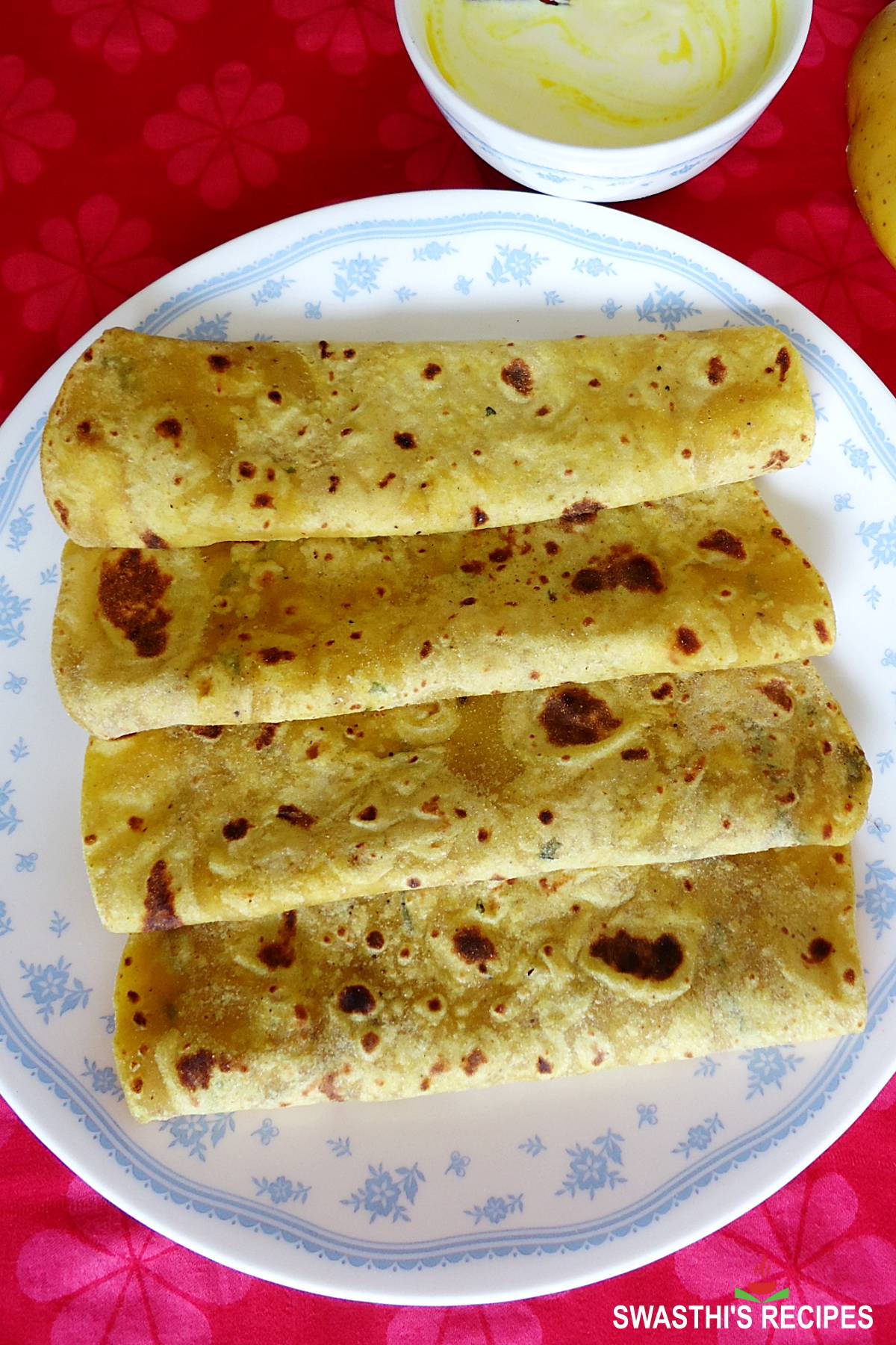 Aloo Methi Paratha   Swasthi s Recipes - 11