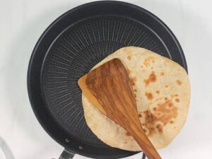 Chapati Recipe (Indian Flatbread) - Swasthi's Recipes