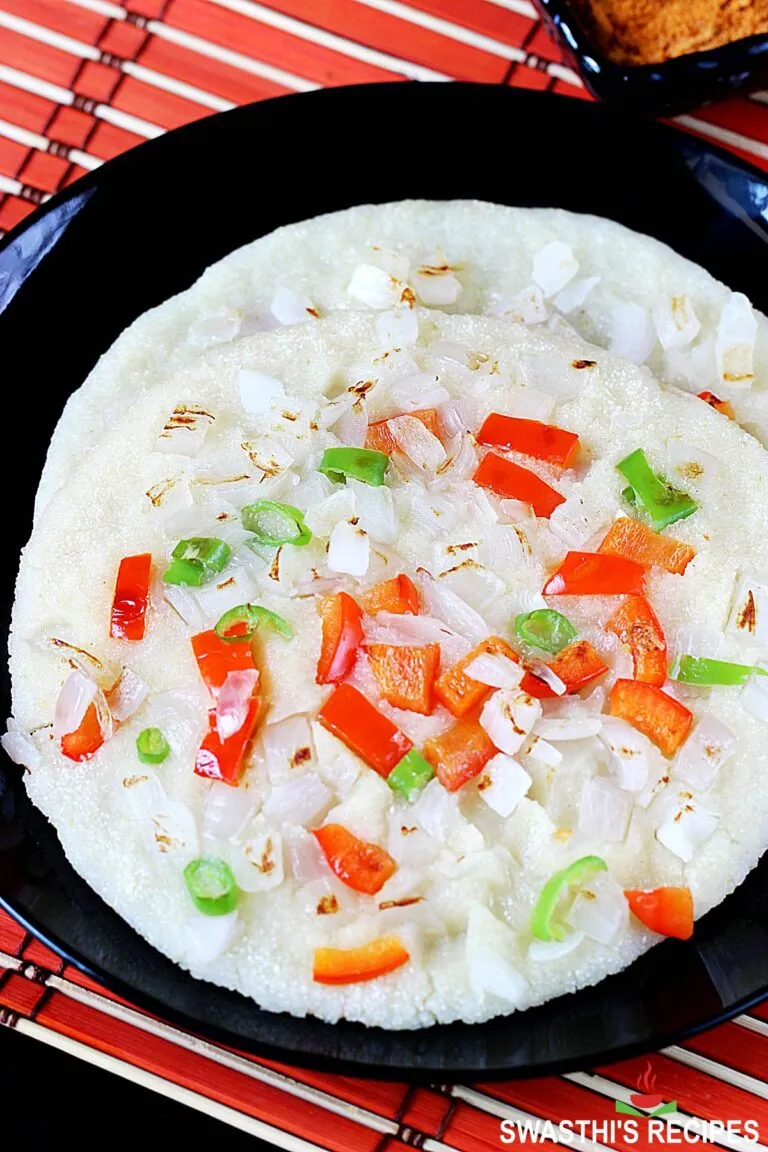 Rava Uttapam (Sooji Uttapam)