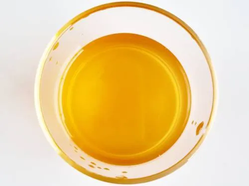 vinegar in a bowl