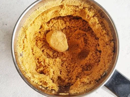 peanut mixture binding to ladoo