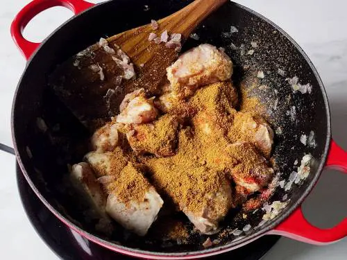 Kadai Chicken Recipe (Chicken Karahi) - Swasthi's Recipes