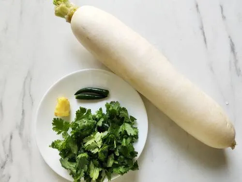 fresh radish and coriander leaves